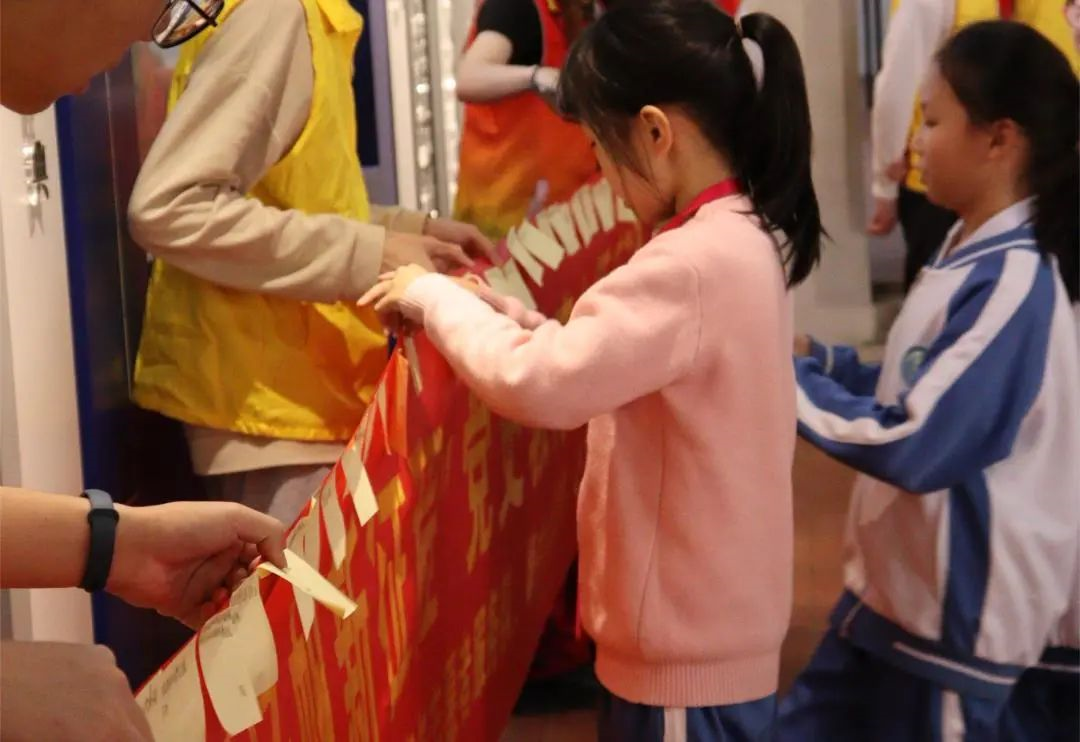 8ca67a655e8d4b7fa4e6ee1fd413d3eb.png 8ca67a655e8d4b7fa4e6ee1fd413d3eb.png