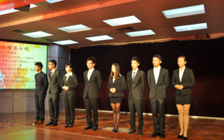 数字艺术系团委学生会举行第七届换届大会