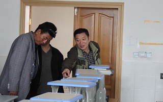 党委书记左斌率队援藏 助推日喀则职校信息化建设