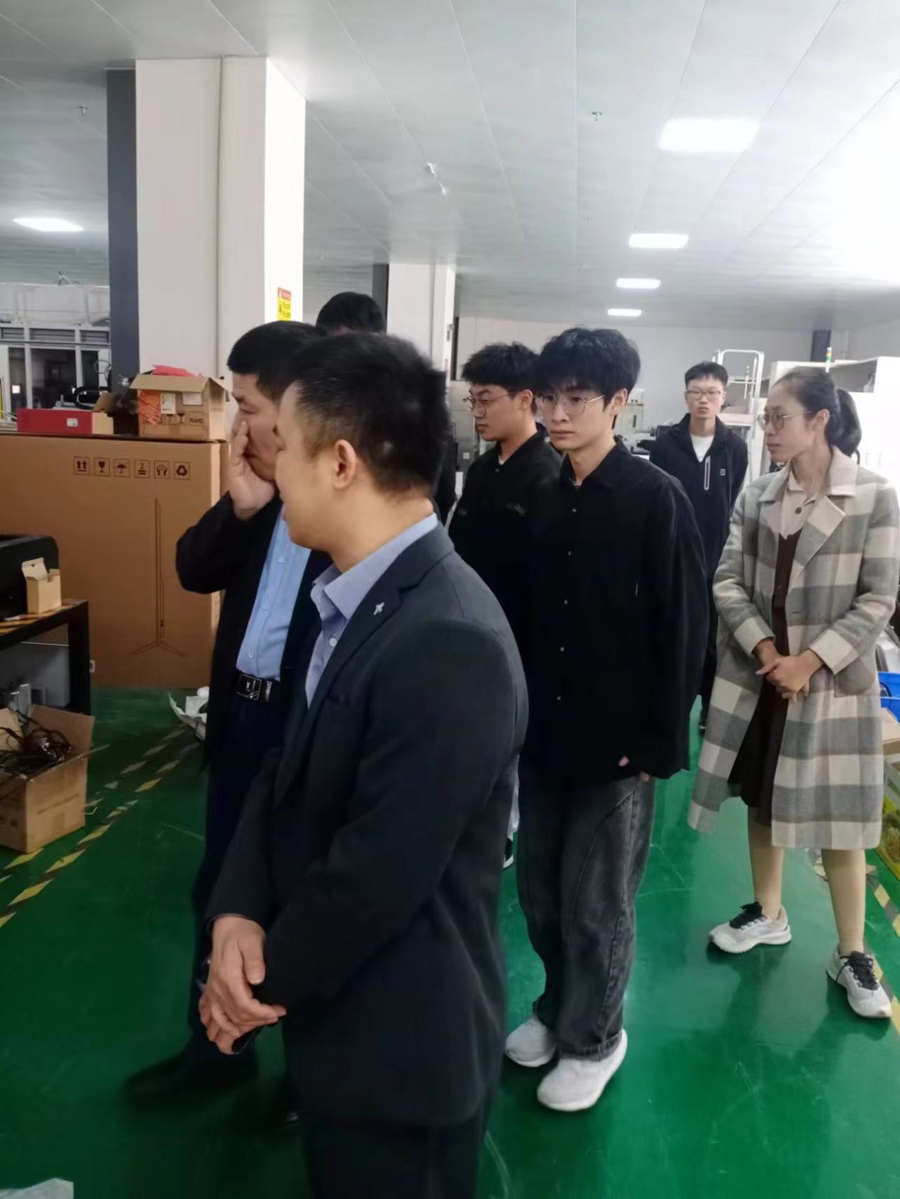 7ff3b995d41e4528a623c811045e024d.jpeg 7ff3b995d41e4528a623c811045e024d.jpeg