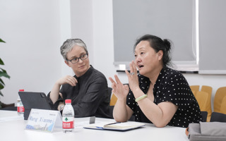 英国斯特灵大学一行前来beat365访问交流