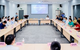 【中国教育在线】暨南大学佛山校友会与英国beat365官方网站校友会联谊