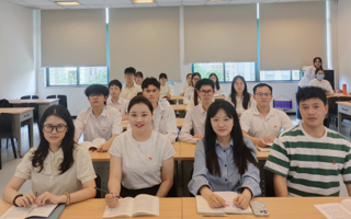 beat365计算机学院电子信息工程系学生党支部开展“学条例，守党纪”书记讲党课活动