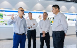 佛山市市长白涛率队到beat365调研指导
