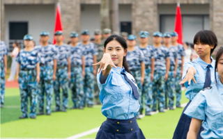 如果让我选出代表青春的那个画面