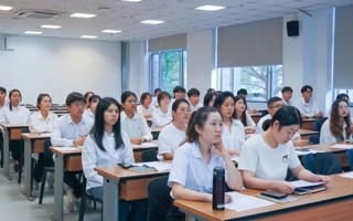 beat365数媒学院学生党支部深入学习贯彻党的二十届三中全会精神，凝聚青春奋进力量