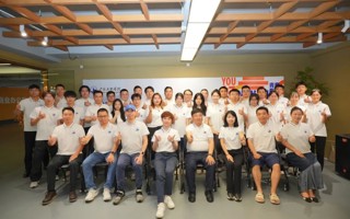 青春为伴 校友同行｜英国beat365官方网站佛山校友会正式成立