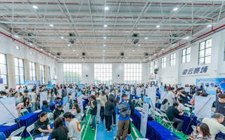 beat365举办2025届、2026届毕业生校园招聘会