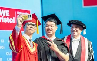 beat365举行中外合作办学项目2025年毕业典礼暨学位授予仪式