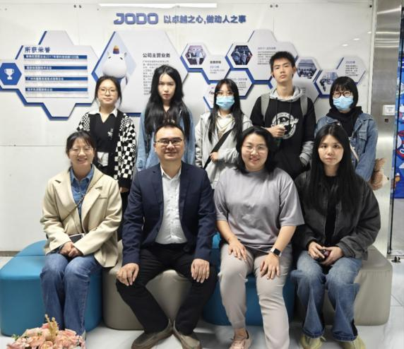 9b5cba2cbbeb459e944359e96c0b1ca7.png 9b5cba2cbbeb459e944359e96c0b1ca7.png