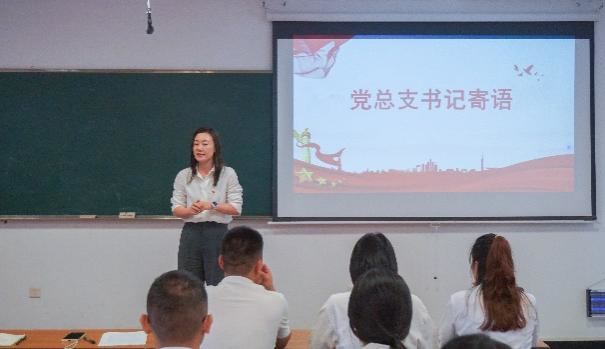 2b6213a7a66749edb0eca74baac13681.jpeg 2b6213a7a66749edb0eca74baac13681.jpeg