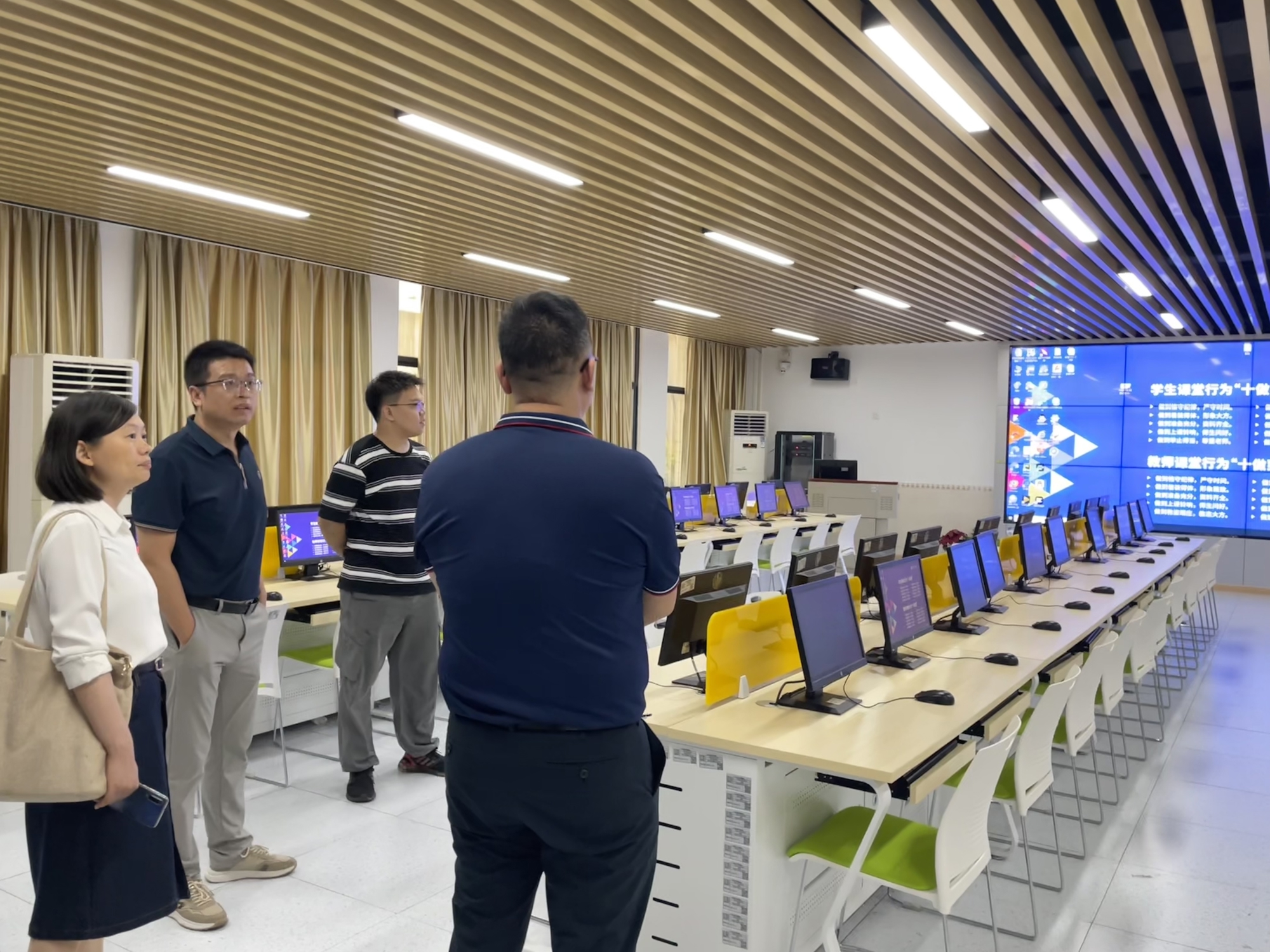 5f45a782bdbd4b00a84394f7b708ea8b.jpg 5f45a782bdbd4b00a84394f7b708ea8b.jpg